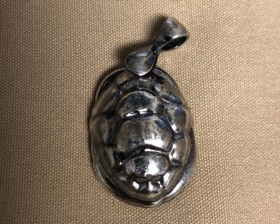 50 Gram Turtle Shell w/bail